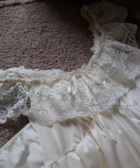 OLGA beautiful lace long dress 𓆸🦢