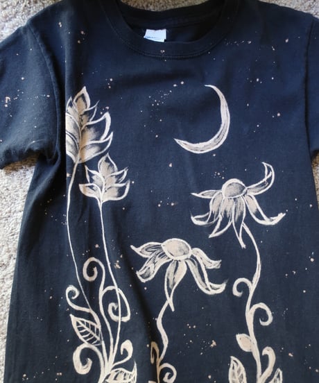 Hand painted flowers and moon T-shirt 🌙𓆸🌿セット販売専用アイテム