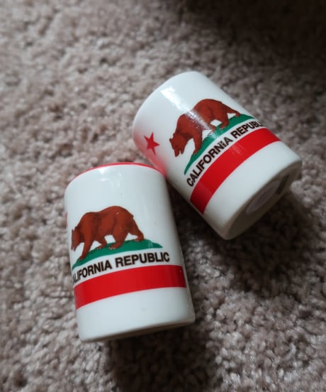 CALIFORNIA REPUBLIC BEAR Salt and pepper shakers 🐻　セット販売アイテム