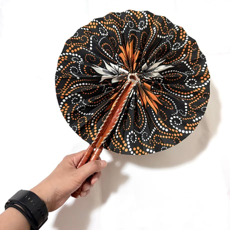 Made in Africa Madagascar　アフリカンプリント　パーニュ　キテンゲ　うちわ　扇子　African print