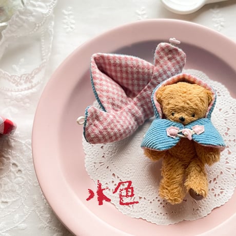 さくらんぼ刺繍入りポンチョ