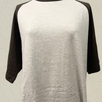 こんな所に居たニャン――　Tシャツ　5041