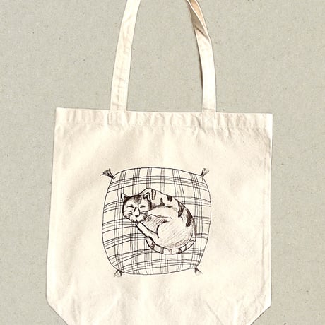 おばあちゃん家のおばあちゃんねこ　トートバッグ
