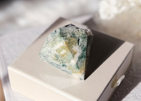 【森の宝石】モスアゲートのダイヤモンド