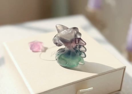 【ロマンチックなミラクル】 フローライトのユニコーン