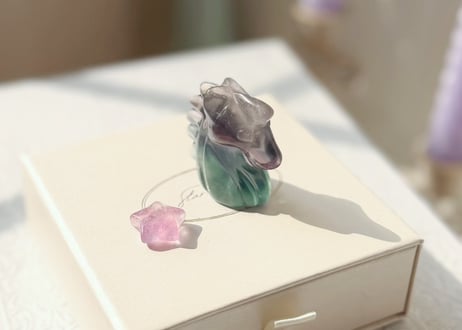 【ロマンチックなミラクル】 フローライトのユニコーン