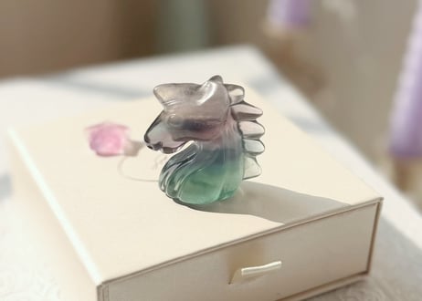 【ロマンチックなミラクル】 フローライトのユニコーン