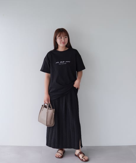 ロゴ刺繍T-shirt｜ブラック
