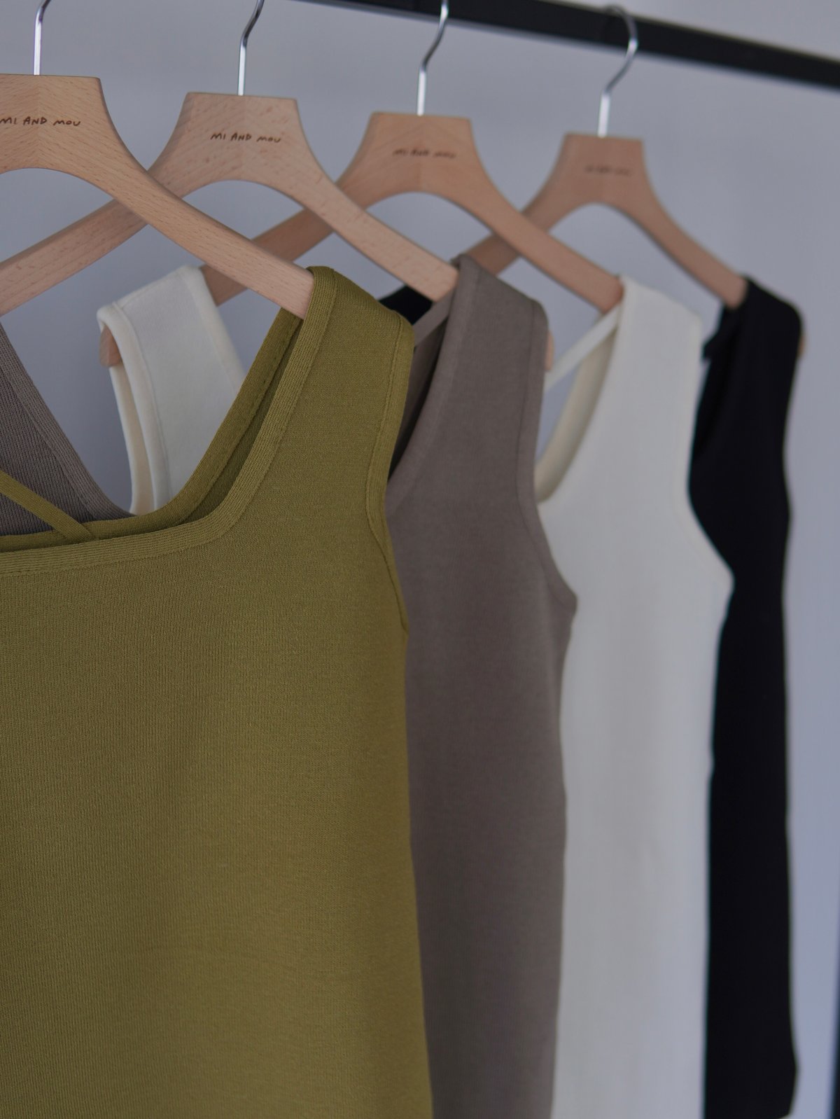 2way Tank Top｜アイボリー | MI AND MOU