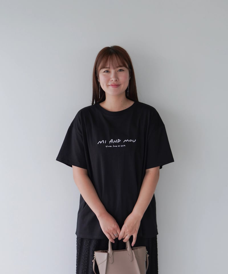 IDEASWAM Tシャツ ブラック Mサイズ 刺繍ロゴ ロゴ刺繍T-shirt｜ブラック | MI AND MOU