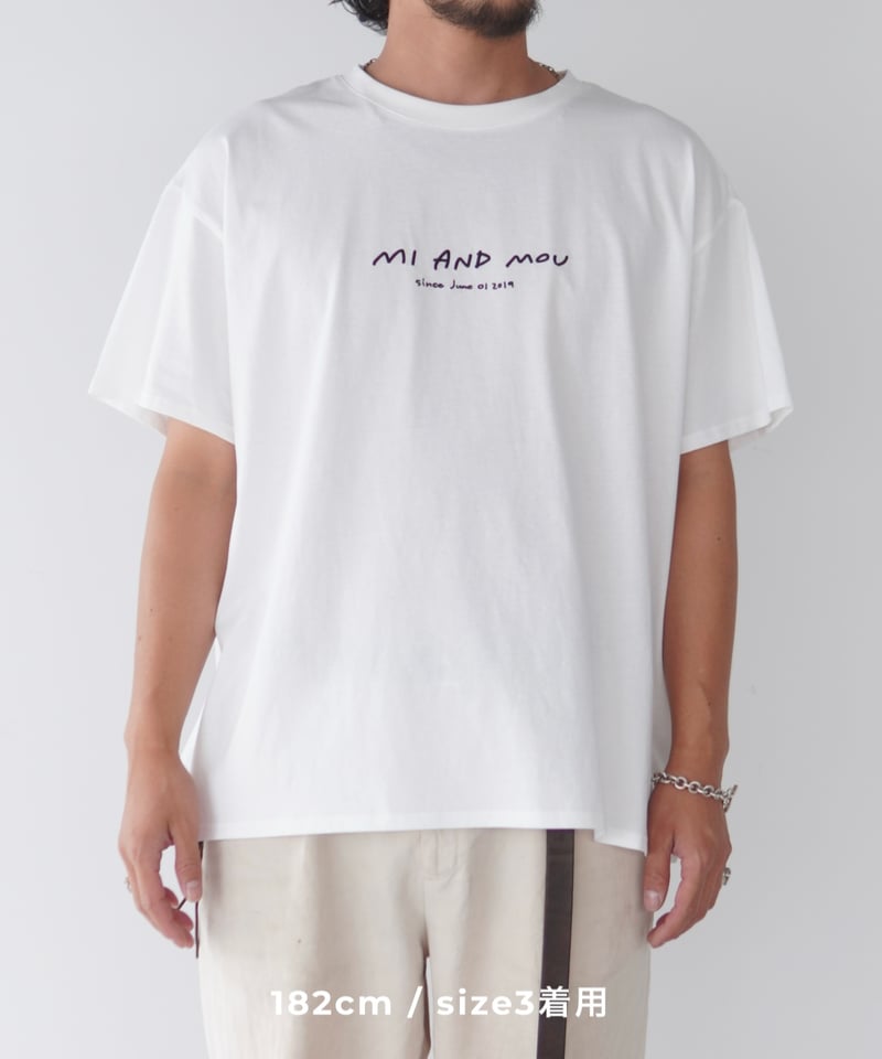 ロゴ刺繍T-shirt｜ホワイト | MI AND MOU