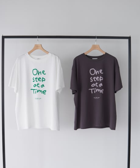 One Step T-shirt｜ブラック
