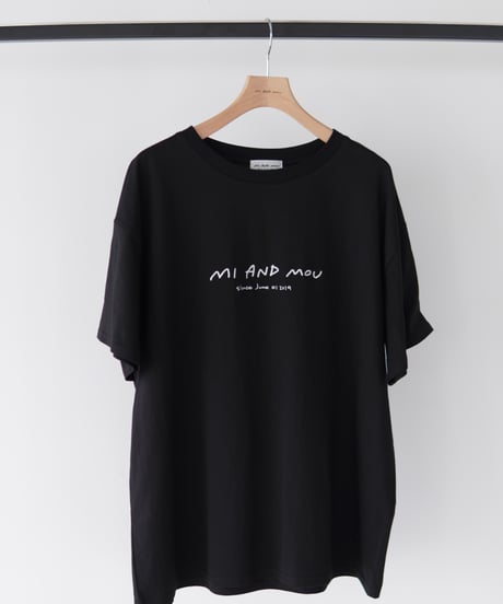 ロゴ刺繍T-shirt｜ブラック