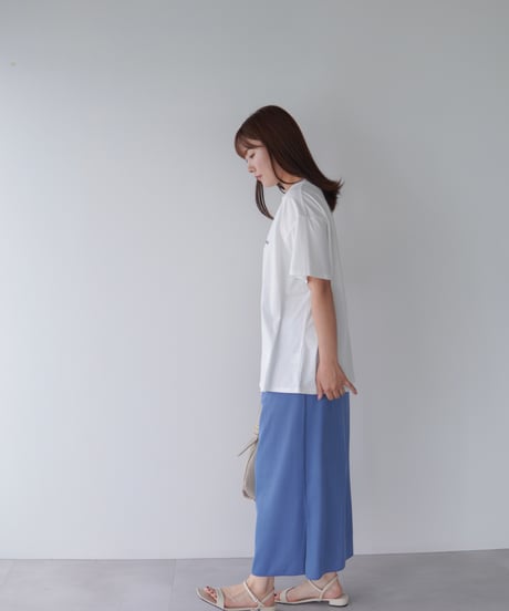 ロゴ刺繍T-shirt｜ホワイト