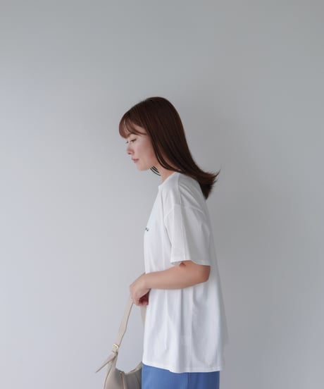 ロゴ刺繍T-shirt｜ホワイト