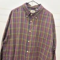 00s GAP shirt