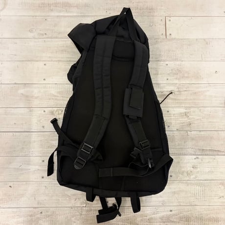 00s GAP bag black