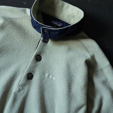 Patagonia Light Weight Synchilla Pullover (90s L made in USA)