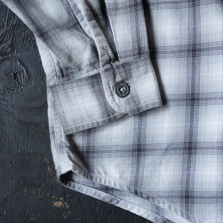 Patagonia Shadow Plaid Work Shirt (00s XL made in Romania )