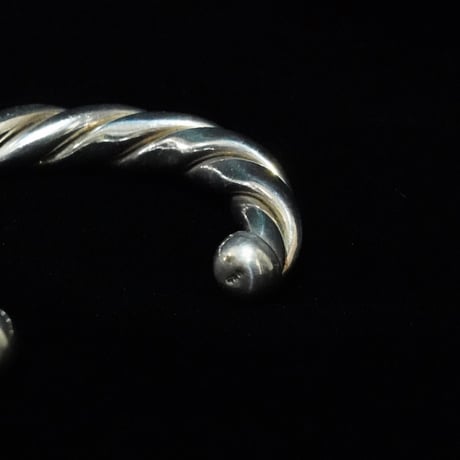 Mexican Jewelry Triple Twisted Bangle (80s)