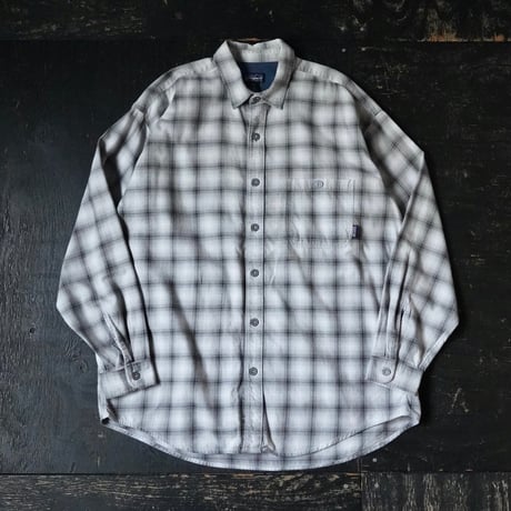 Patagonia Shadow Plaid Work Shirt (00s XL made in Romania )