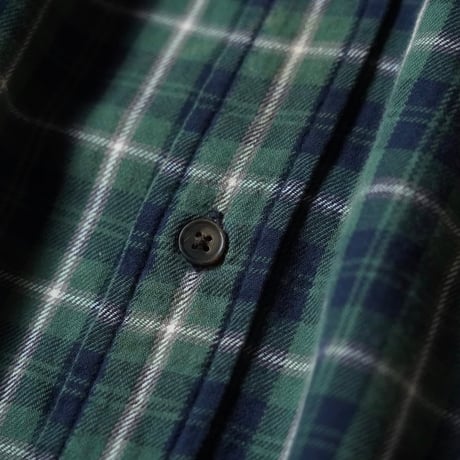 ST. JOHN’S BAY Flannel BD Shirt (L good color!!)