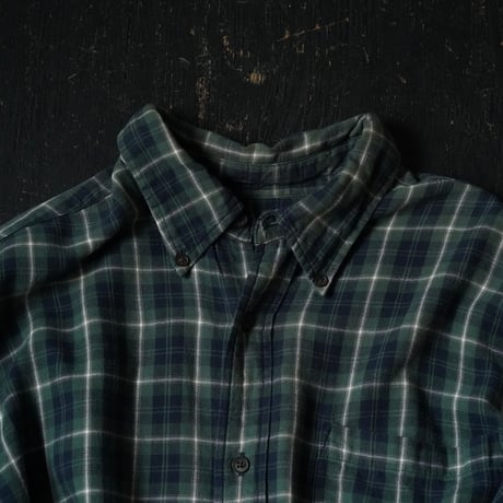 ST. JOHN’S BAY Flannel BD Shirt (L good color!!)