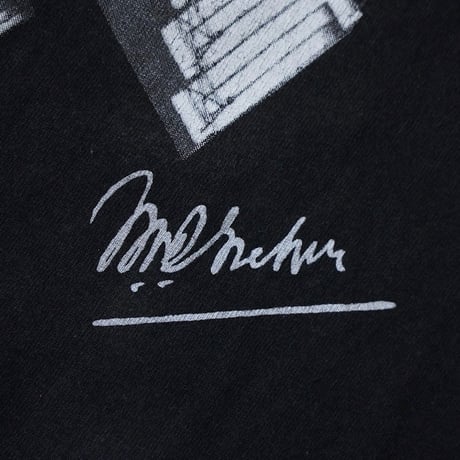 M.C.Escher Printed T-shirt (90s L made in USA)