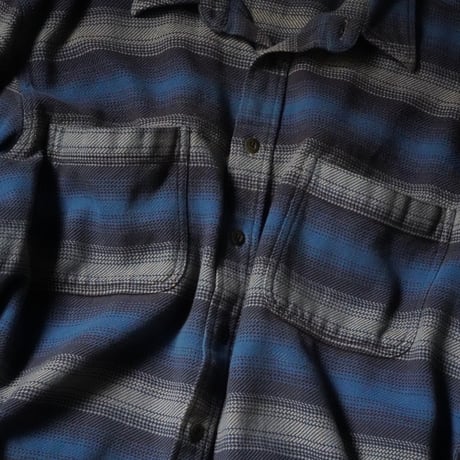ST. JOHN’S BAY Flannel BD Shirt (L/Grande good design!!)