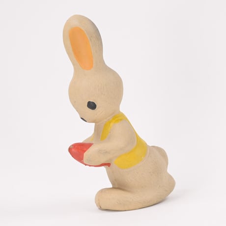 ソビエト　年代不明　にんじんを持ったオレンジ耳うさぎ　ソフビ　人形　高さ19cm