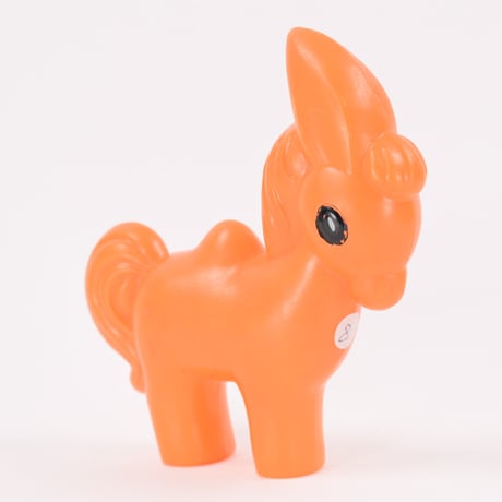ソビエト　年代不明　オレンジ色のうま　人形　フィギュア