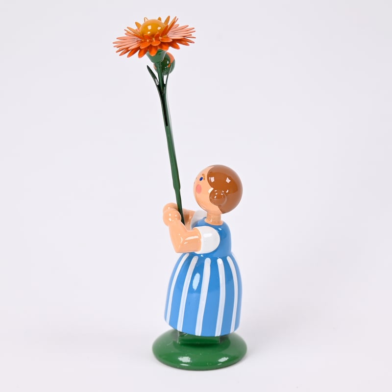 ドイツ ザイフェン エルツ地方 お花を持つ人形 木製 1026 Ringelblume