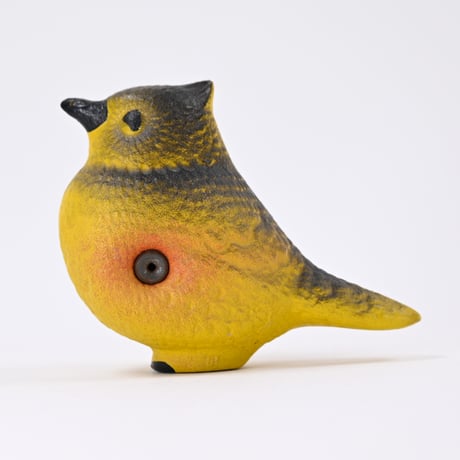 ソビエト　年代不明　赤と黒の模様の黄色い小鳥　ソフビ　人形　全長13cm