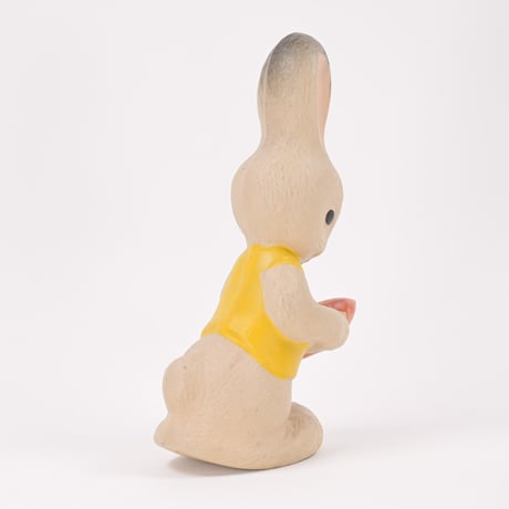 ソビエト　年代不明　にんじんを持った黒耳うさぎ　ソフビ　人形　高さ19cm