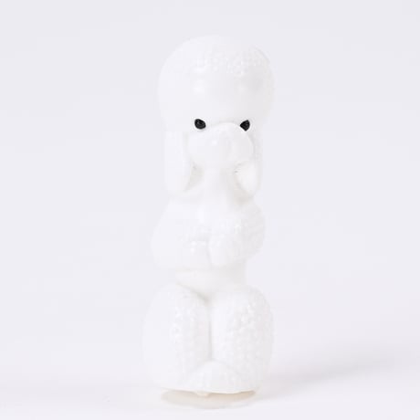 東ドイツ　プラスチック　プードル　人形　フィギュア　高さ10cm