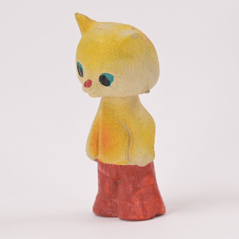 ソビエト 年代不明 赤いズボンの猫 ソフビ 人形 高さ13cm | こぐま舎