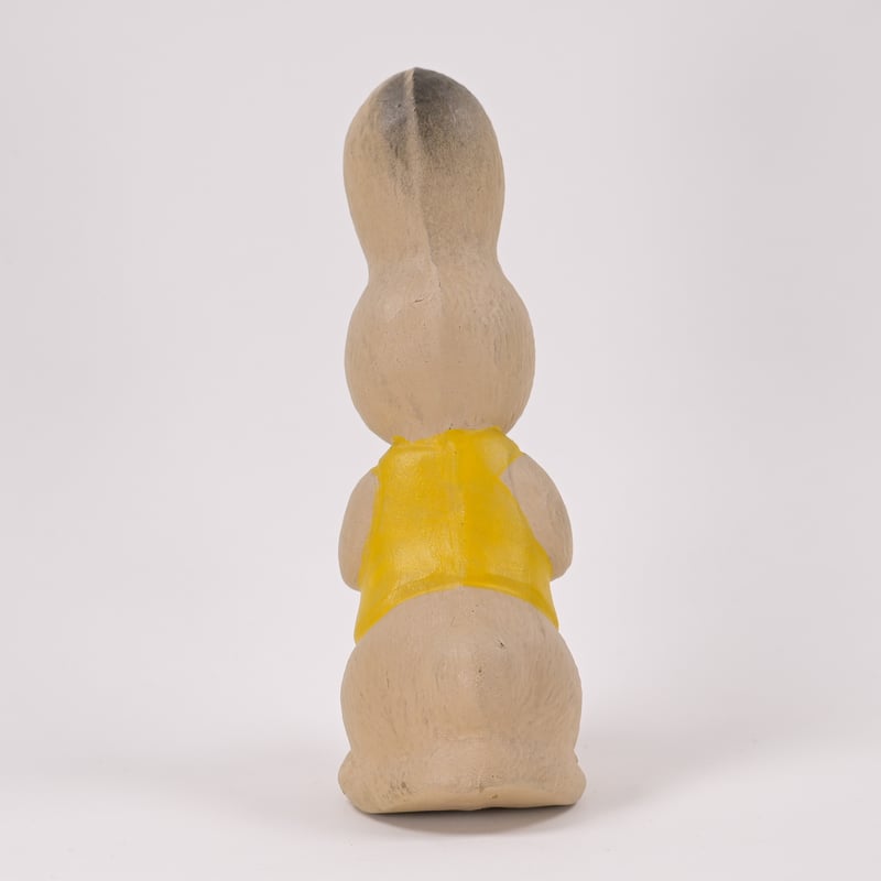 ソビエト 年代不明 にんじんを持った黒耳うさぎ ソフビ 人形 高さ19cm