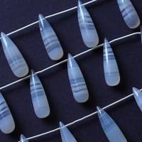 ストライプカルセドニー　スムース　ロングドロップ