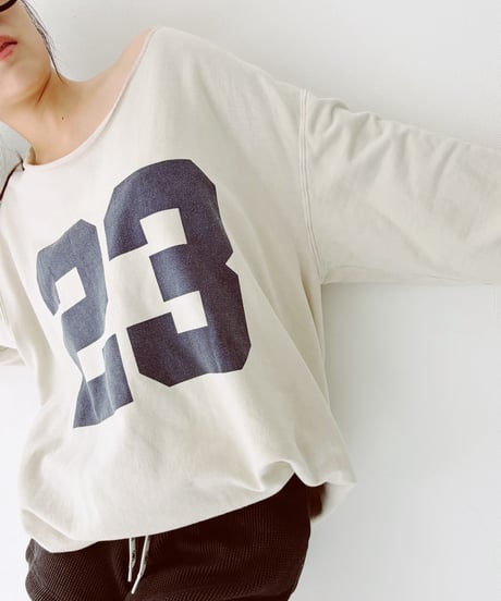 T263-CS05 / off the shoulder sweat tops