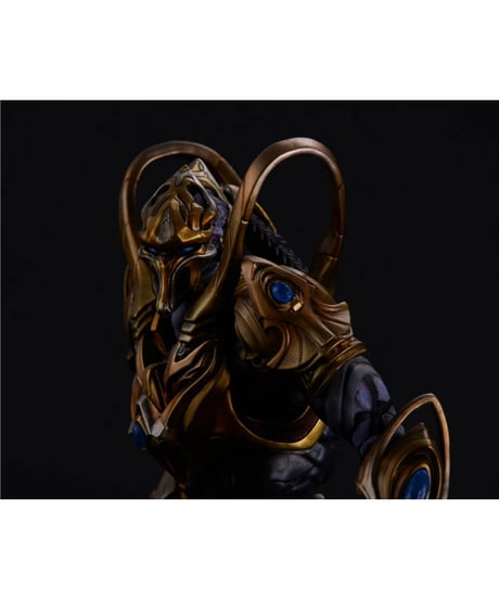 【予約】StarCraft Zealot　塗装済み可動フィギュア　[Besthobby]