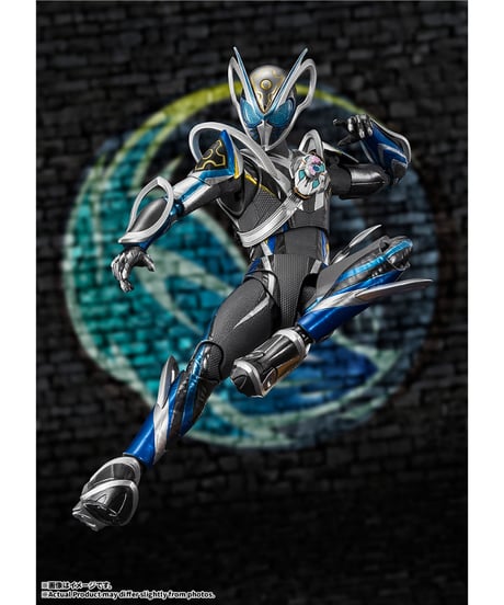 【予約】【送料無料】S.H.Figuarts 仮面ライダーマイス（初回生産）　［バンダイ］【2027年2月発売予定】