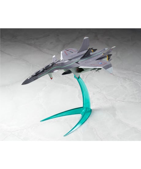 【予約】FFR‐31MR／D　スーパーシルフ“雪風”　リニューアルVer.　戦闘妖精雪風　1/100スケール　ABS製塗装済完成品　[アルター]