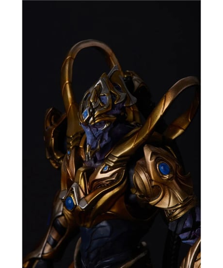 【予約】StarCraft Zealot　塗装済み可動フィギュア　[Besthobby]