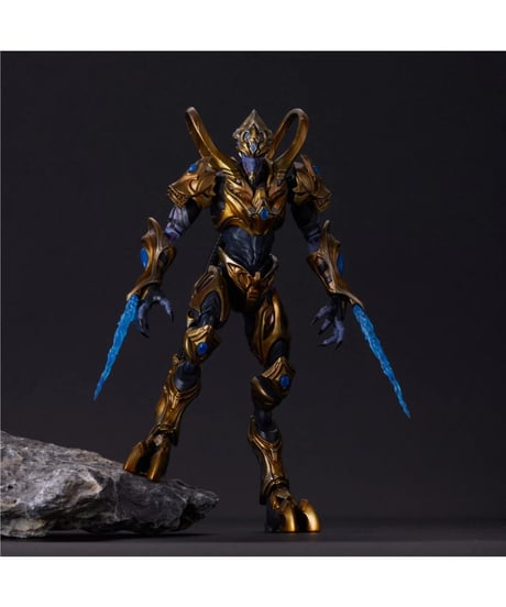 【予約】StarCraft Zealot　塗装済み可動フィギュア　[Besthobby]