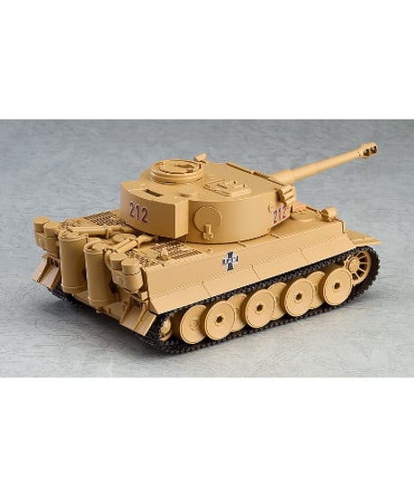 【予約】ねんどろいどもあ CV33型快速戦車（L3/33）　塗装済み完成品　ガールズ＆パンツァー 最終章　［グッドスマイルカンパニー］