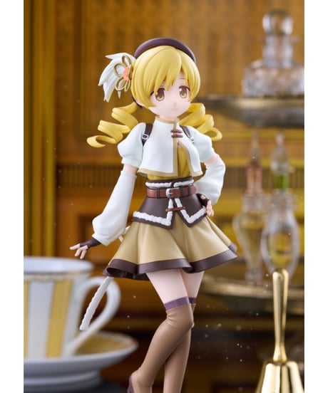 【予約】劇場版 魔法少女まどか☆マギカ〈ワルプルギスの廻天〉 巴マミ ノンスケールフィギュア　[クレーネル]