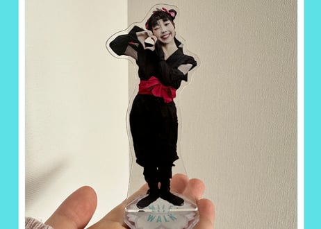 Ninja Miley Acrylic Stand