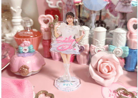 Smiley Miley Acrylic Stand