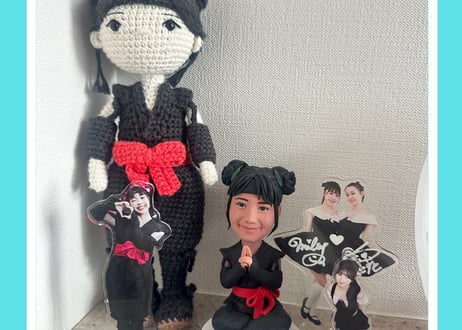 Ninja Miley Acrylic Stand