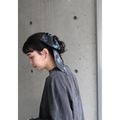 FUMIE＝TANAKA “flower ribbon hook”